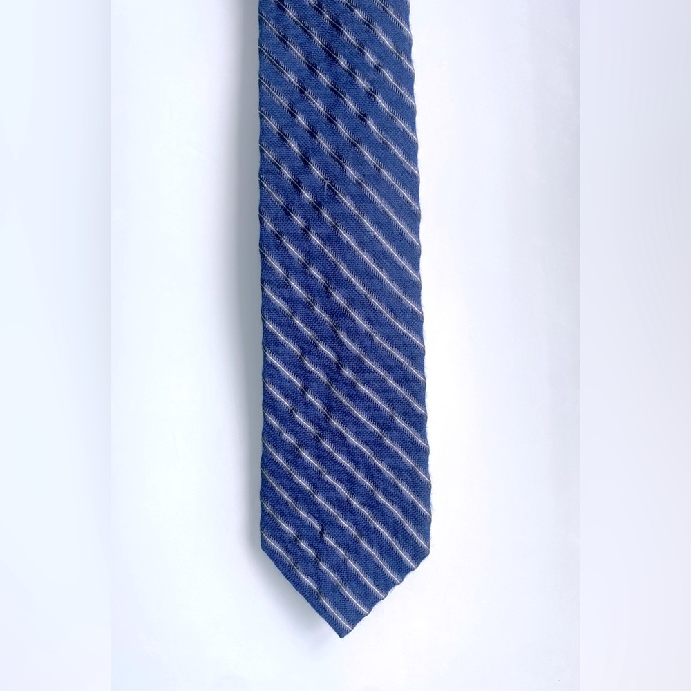 Calvin Klein Navy and Silver Diagonal Striped Skinny Tie